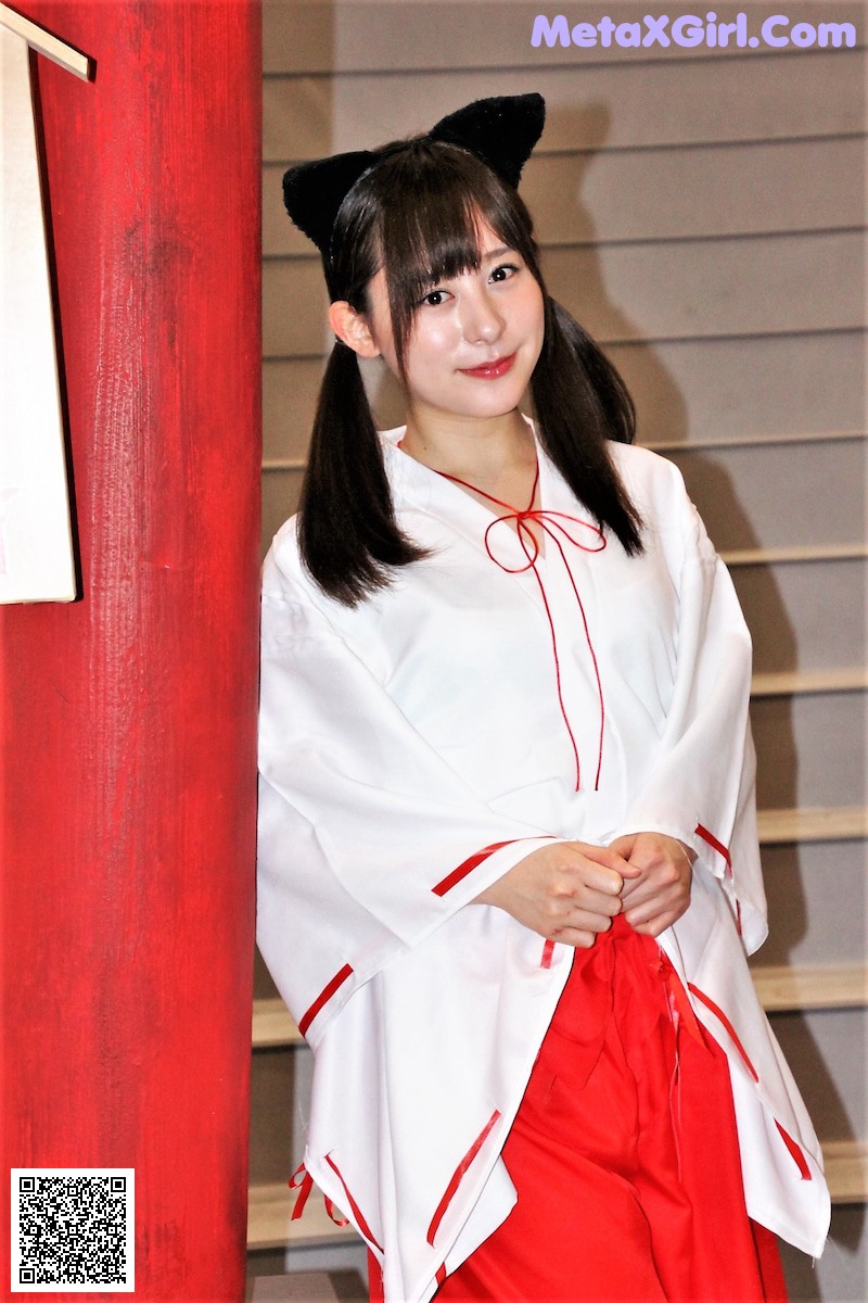 View - Asuka Ozaki 尾崎明日香, Young Champion 2020 No.22 (ヤングチャンピオン 2020年22号) - ArtXGirl.com